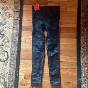 NWT Spanx camo leggings!!